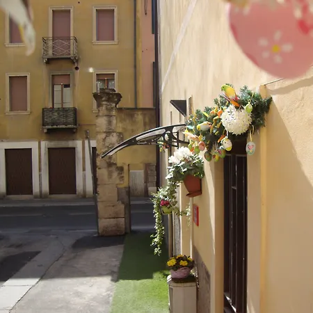 Giardino Giusti House & Court 4*