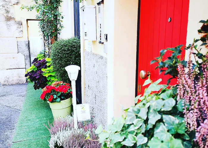 Casa de hóspedes Giardino Giusti House & Court