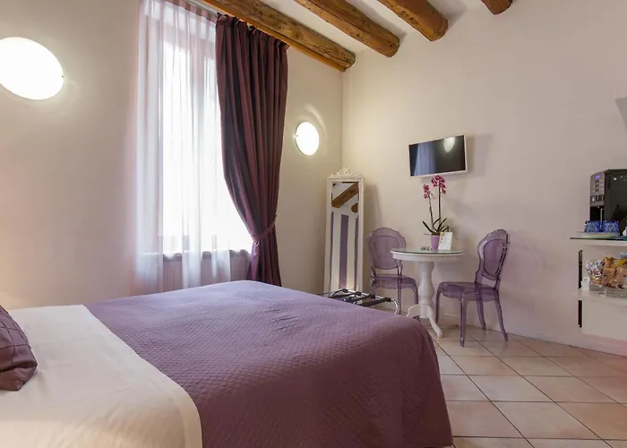 Giardino Giusti House & Court 4*