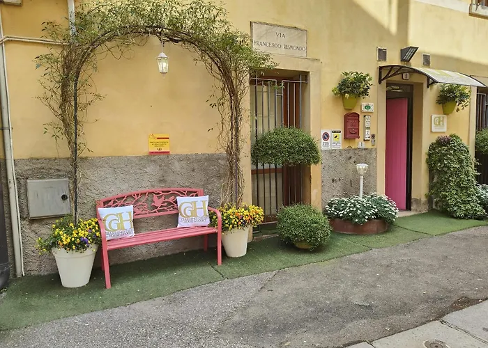 Casa de hóspedes Giardino Giusti House & Court 4*