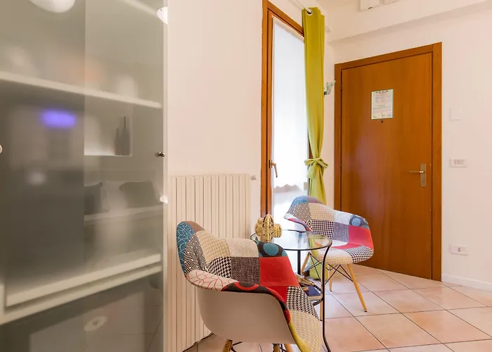 Casa de hóspedes Giardino Giusti House & Court