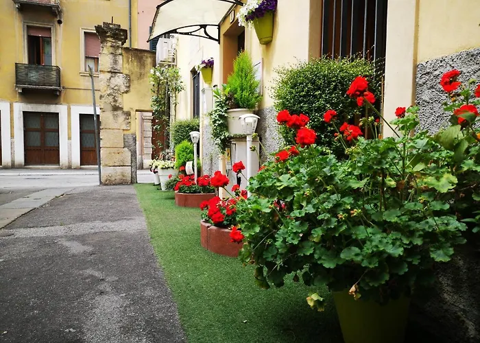 Giardino Giusti House & Court Verona